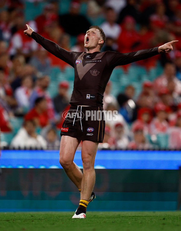 AFL 2025 Opening Round - Sydney v Hawthorn - A-57682800