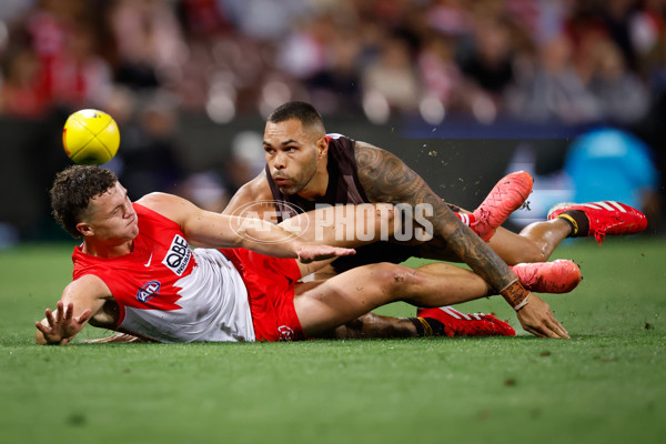 AFL 2025 Opening Round - Sydney v Hawthorn - A-57684846
