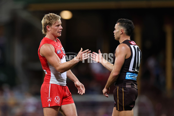 AFL 2025 Opening Round - Sydney v Hawthorn - A-57685256
