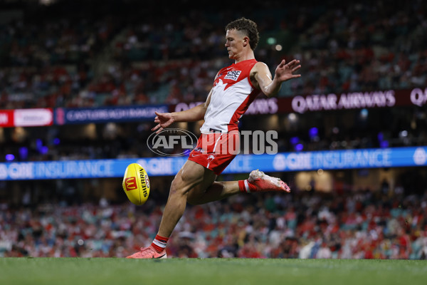 AFL 2025 Opening Round - Sydney v Hawthorn - A-57685267