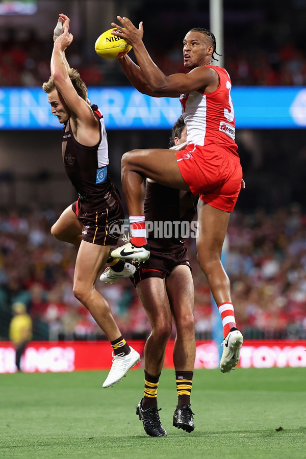 AFL 2025 Opening Round - Sydney v Hawthorn - A-57687463