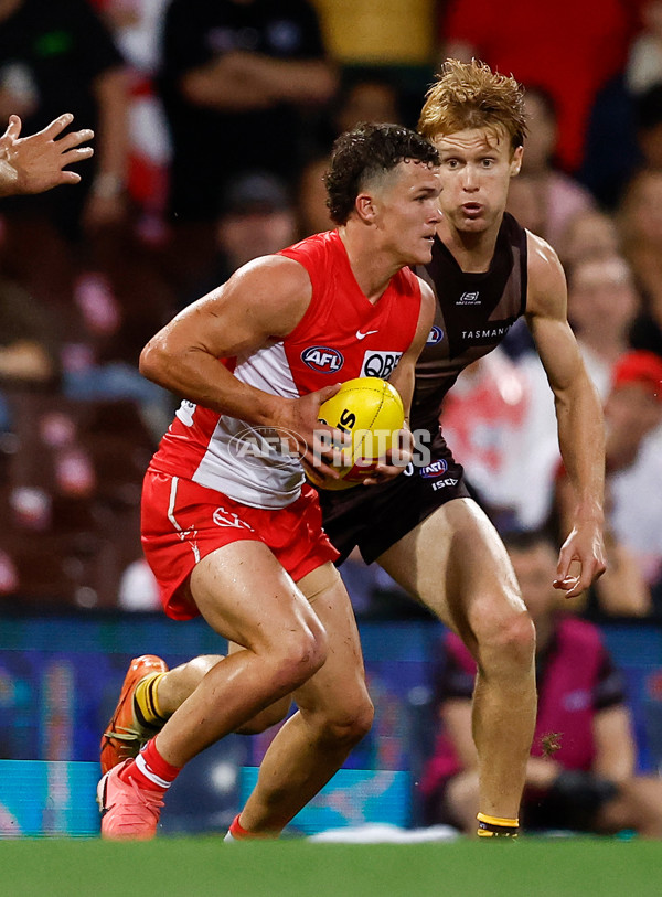 AFL 2025 Opening Round - Sydney v Hawthorn - A-57687519