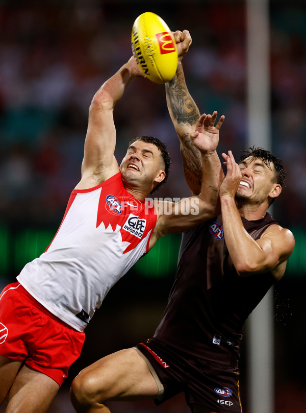 AFL 2025 Opening Round - Sydney v Hawthorn - A-57687527