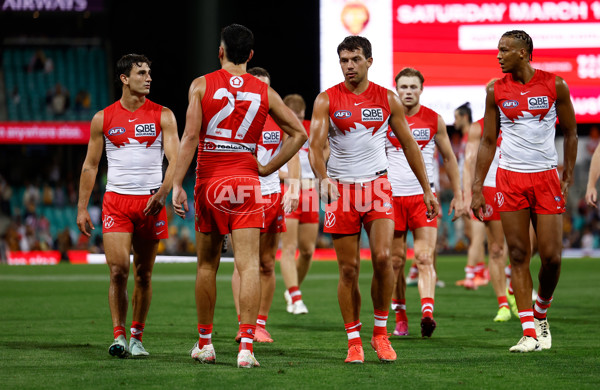 AFL 2025 Opening Round - Sydney v Hawthorn - A-57687701