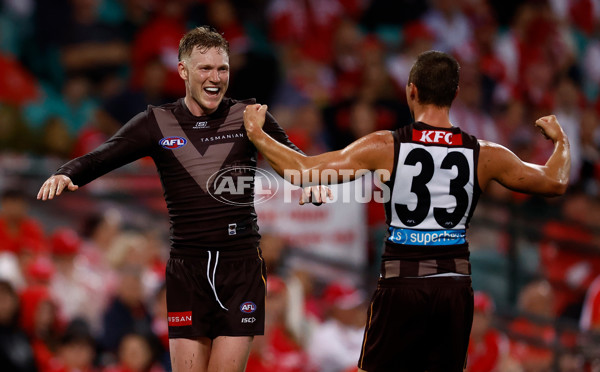 AFL 2025 Opening Round - Sydney v Hawthorn - A-57687719