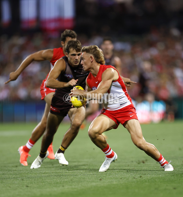 AFL 2025 Opening Round - Sydney v Hawthorn - A-57687721