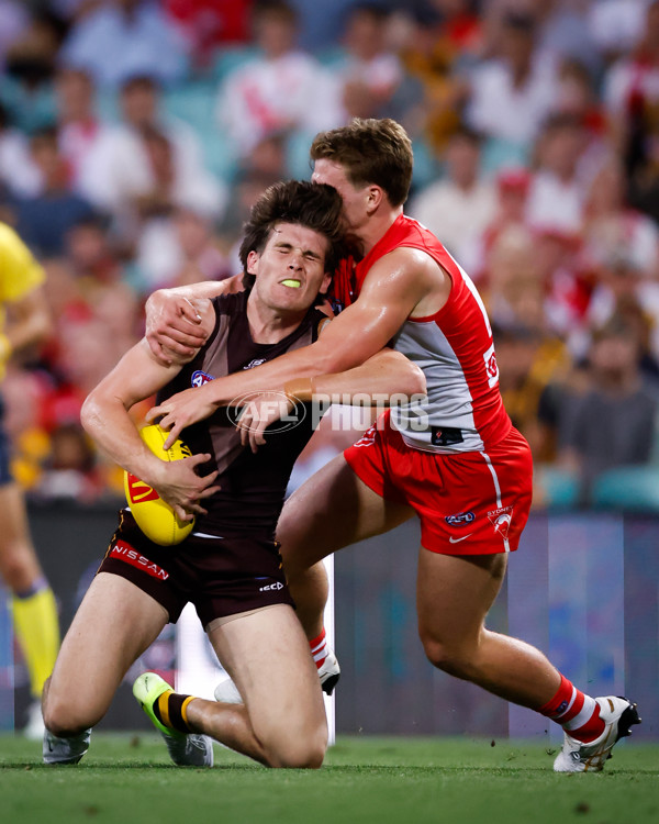 AFL 2025 Opening Round - Sydney v Hawthorn - A-57690034