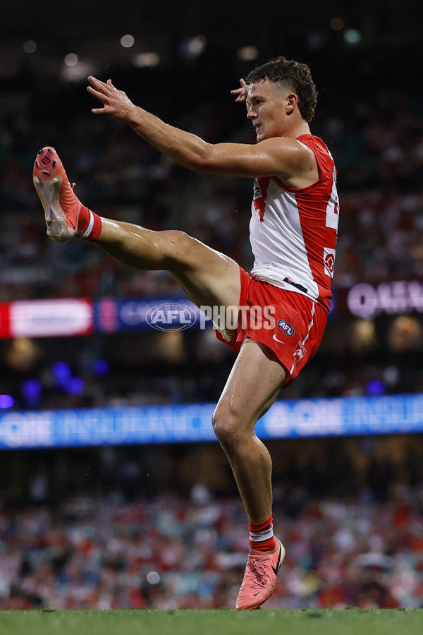 AFL 2025 Opening Round - Sydney v Hawthorn - A-57690207