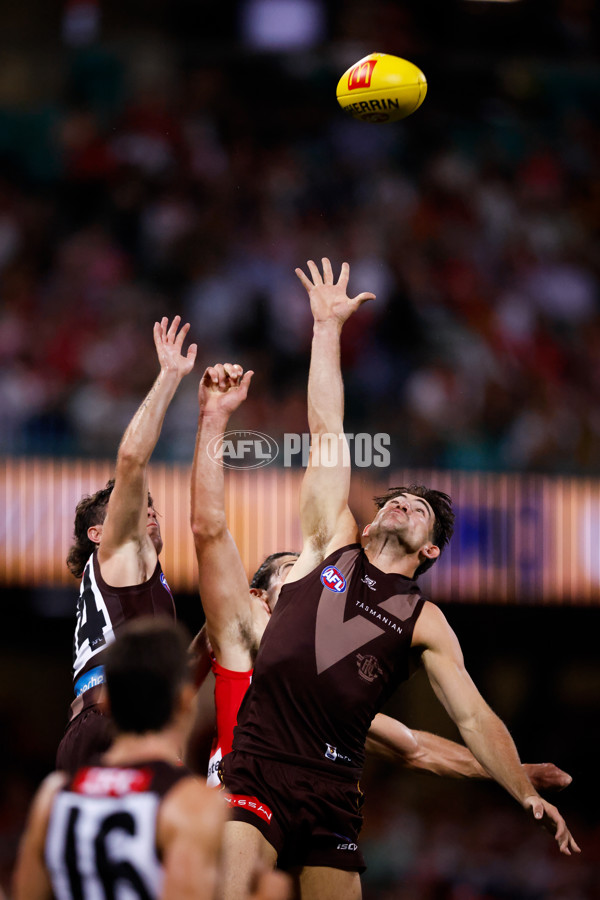 AFL 2025 Opening Round - Sydney v Hawthorn - A-57690244