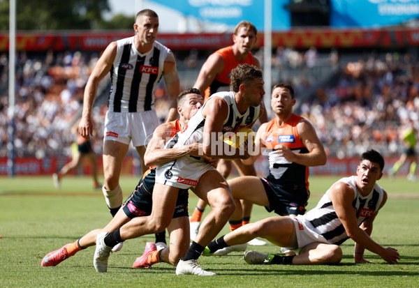 AFL 2025 Opening Round - GWS v Collingwood - A-57702934
