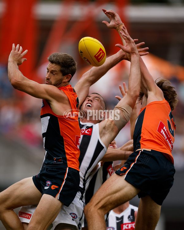 AFL 2025 Opening Round - GWS v Collingwood - A-57705637