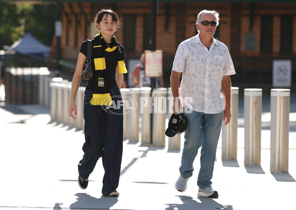 AFL 2025 Round 01 - Richmond v Carlton - A-57754263