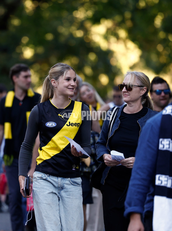 AFL 2025 Round 01 - Richmond v Carlton - A-57754279