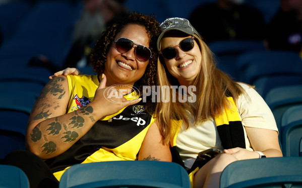 AFL 2025 Round 01 - Richmond v Carlton - A-57754860