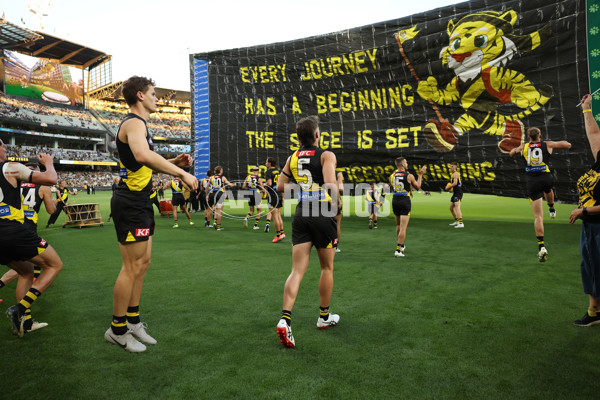 AFL 2025 Round 01 - Richmond v Carlton - A-57754918
