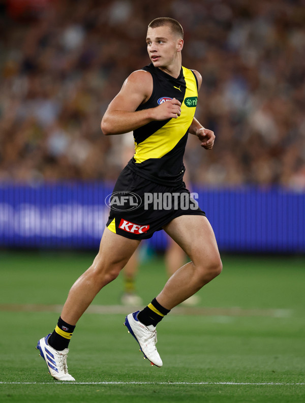 AFL 2025 Round 01 - Richmond v Carlton - A-57757608