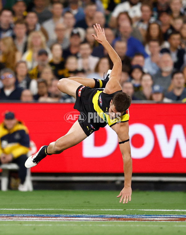 AFL 2025 Round 01 - Richmond v Carlton - A-57757647