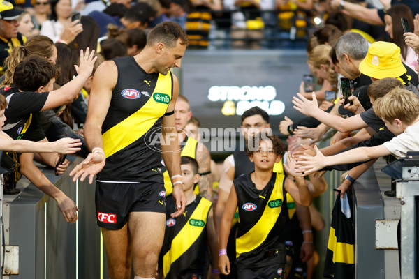 AFL 2025 Round 01 - Richmond v Carlton - A-57757674