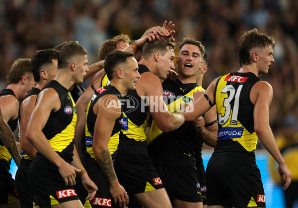 AFL 2025 Round 01 - Richmond v Carlton - A-57759728