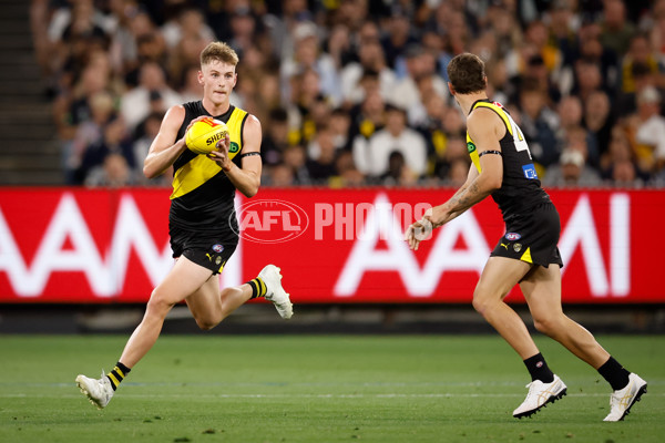 AFL 2025 Round 01 - Richmond v Carlton - A-57759749