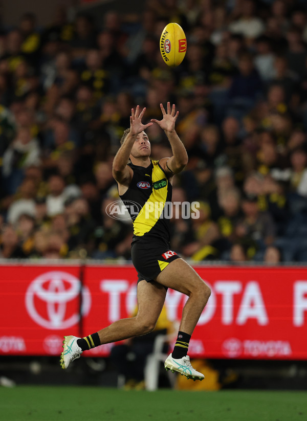 AFL 2025 Round 01 - Richmond v Carlton - A-57761836