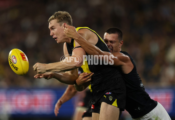 AFL 2025 Round 01 - Richmond v Carlton - A-57761837