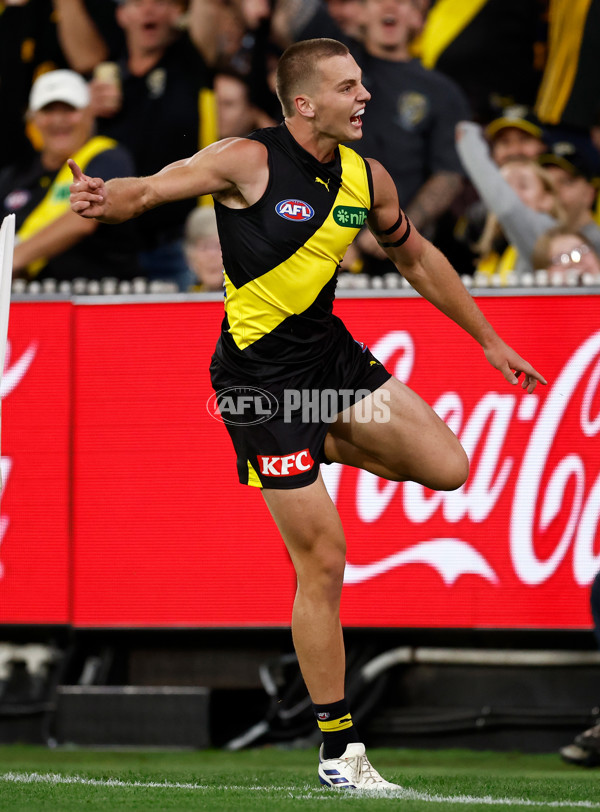 AFL 2025 Round 01 - Richmond v Carlton - A-57761842