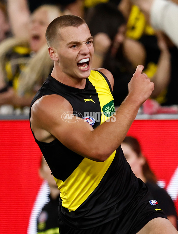 AFL 2025 Round 01 - Richmond v Carlton - A-57761853