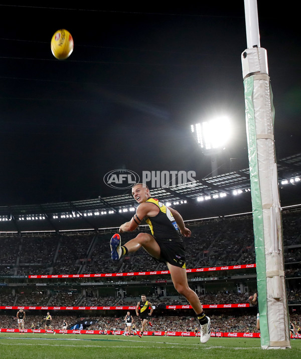 AFL 2025 Round 01 - Richmond v Carlton - A-57763155