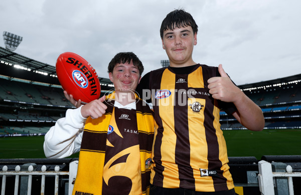 AFL 2025 Round 02 - Carlton v Hawthorn - A-57955840