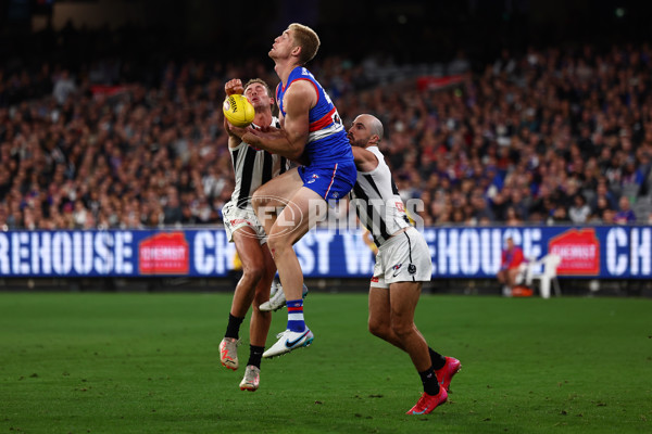 AFL 2025 Round 02 - Footscray v Collingwood - A-57986006