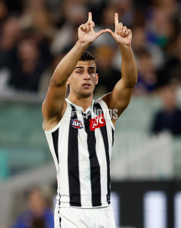 AFL 2025 Round 02 - Footscray v Collingwood - A-57987765