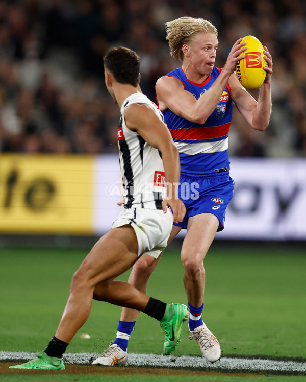AFL 2025 Round 02 - Footscray v Collingwood - A-57987820