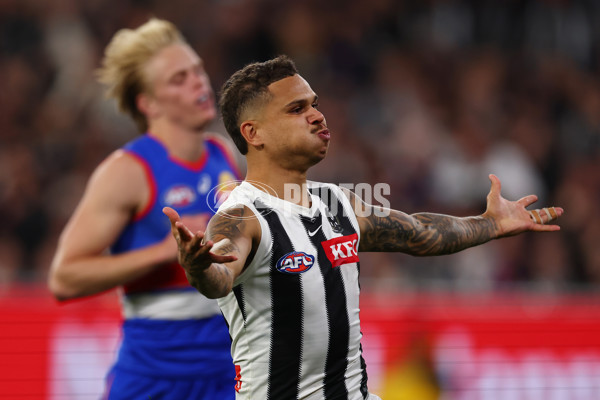 AFL 2025 Round 02 - Footscray v Collingwood - A-57987831
