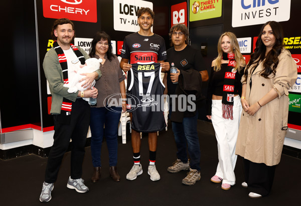 AFL 2025 Round 02 - St Kilda v Geelong - A-58015754