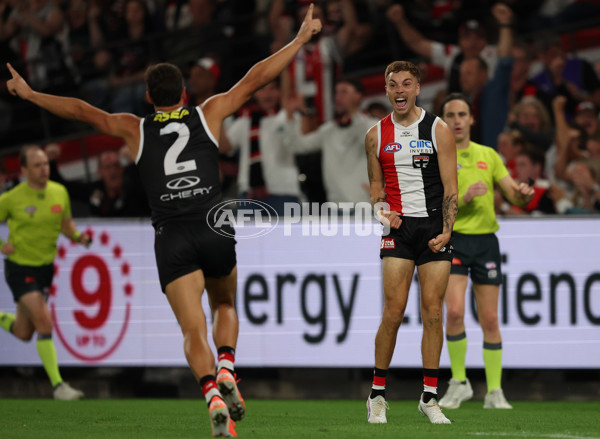 AFL 2025 Round 02 - St Kilda v Geelong - A-58023897