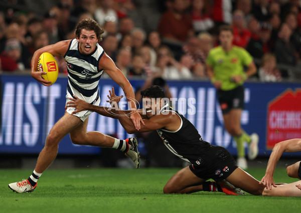 AFL 2025 Round 02 - St Kilda v Geelong - A-58024737