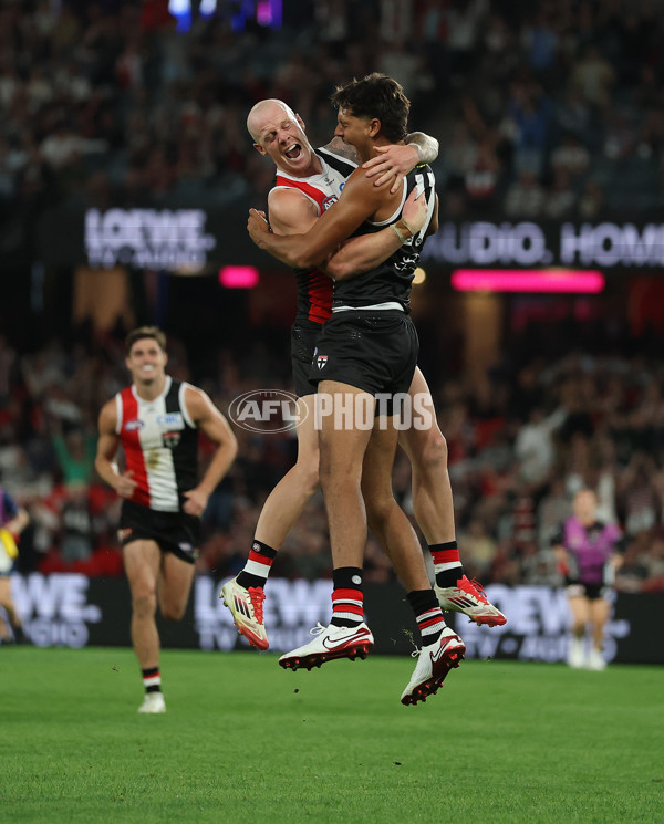 AFL 2025 Round 02 - St Kilda v Geelong - A-58026452