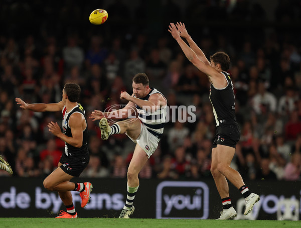 AFL 2025 Round 02 - St Kilda v Geelong - A-58026503