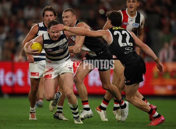 AFL 2025 Round 02 - St Kilda v Geelong - A-58029176
