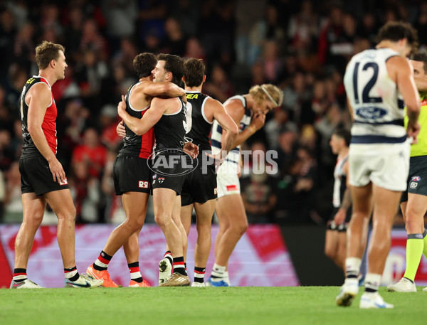 AFL 2025 Round 02 - St Kilda v Geelong - A-58029655