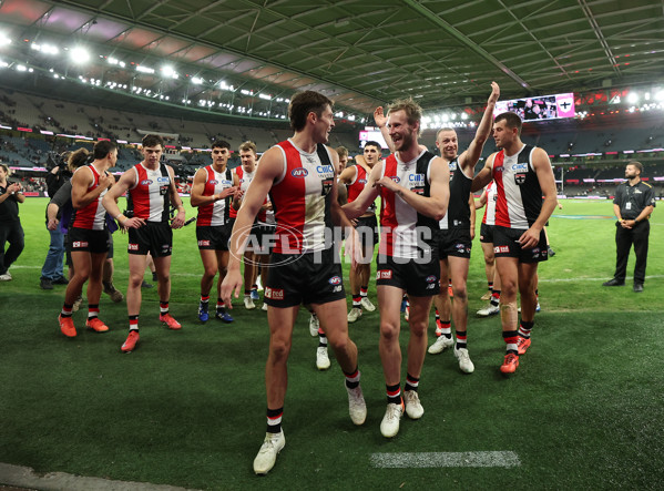 AFL 2025 Round 02 - St Kilda v Geelong - A-58029661