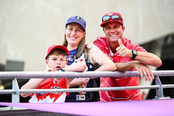 AFL 2025 Round 02 - Fremantle v Sydney - A-58048679