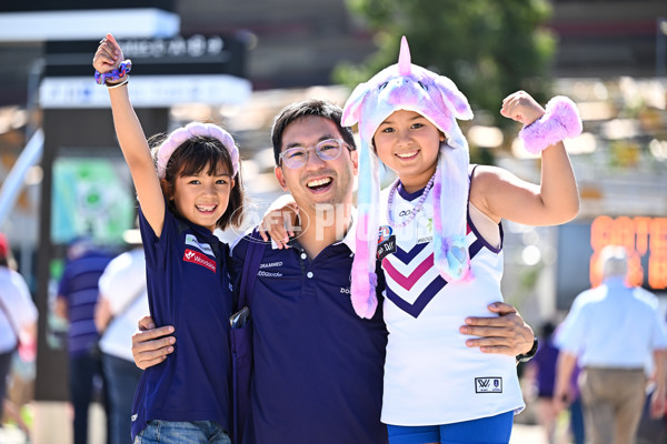 AFL 2025 Round 02 - Fremantle v Sydney - A-58048680