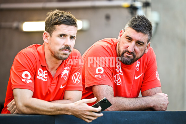 AFL 2025 Round 02 - Fremantle v Sydney - A-58048685