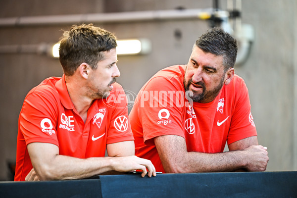 AFL 2025 Round 02 - Fremantle v Sydney - A-58048688