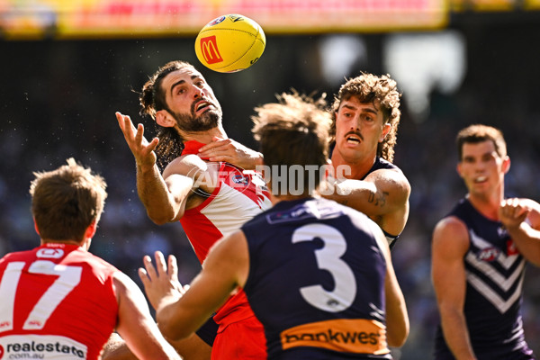 AFL 2025 Round 02 - Fremantle v Sydney - A-58056082