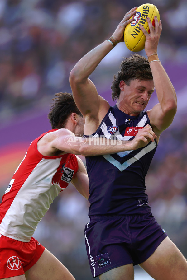 AFL 2025 Round 02 - Fremantle v Sydney - A-58058583