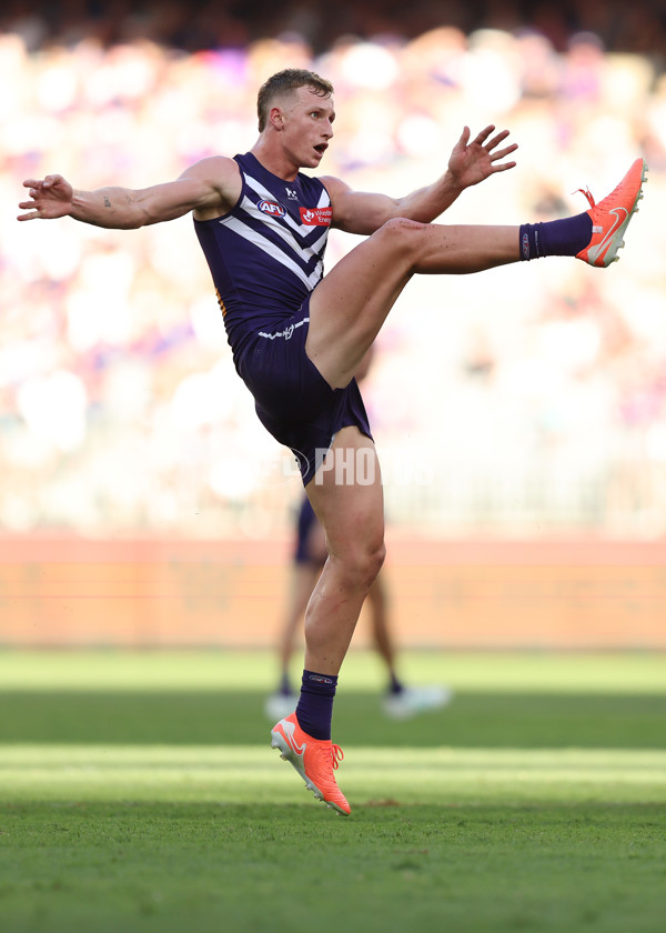 AFL 2025 Round 02 - Fremantle v Sydney - A-58058614