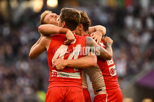 AFL 2025 Round 02 - Fremantle v Sydney - A-58060739